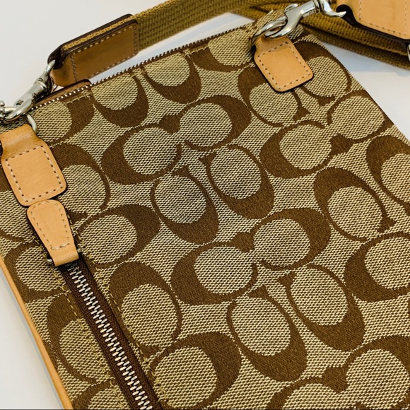 COACH Messenger Crossbody Purse - Picture 6 of 6